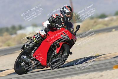 media/Oct-13-2025-Moto Forza (Mon) [[a66d839500]]/3-B Group/Session 3 (Turn 16)/